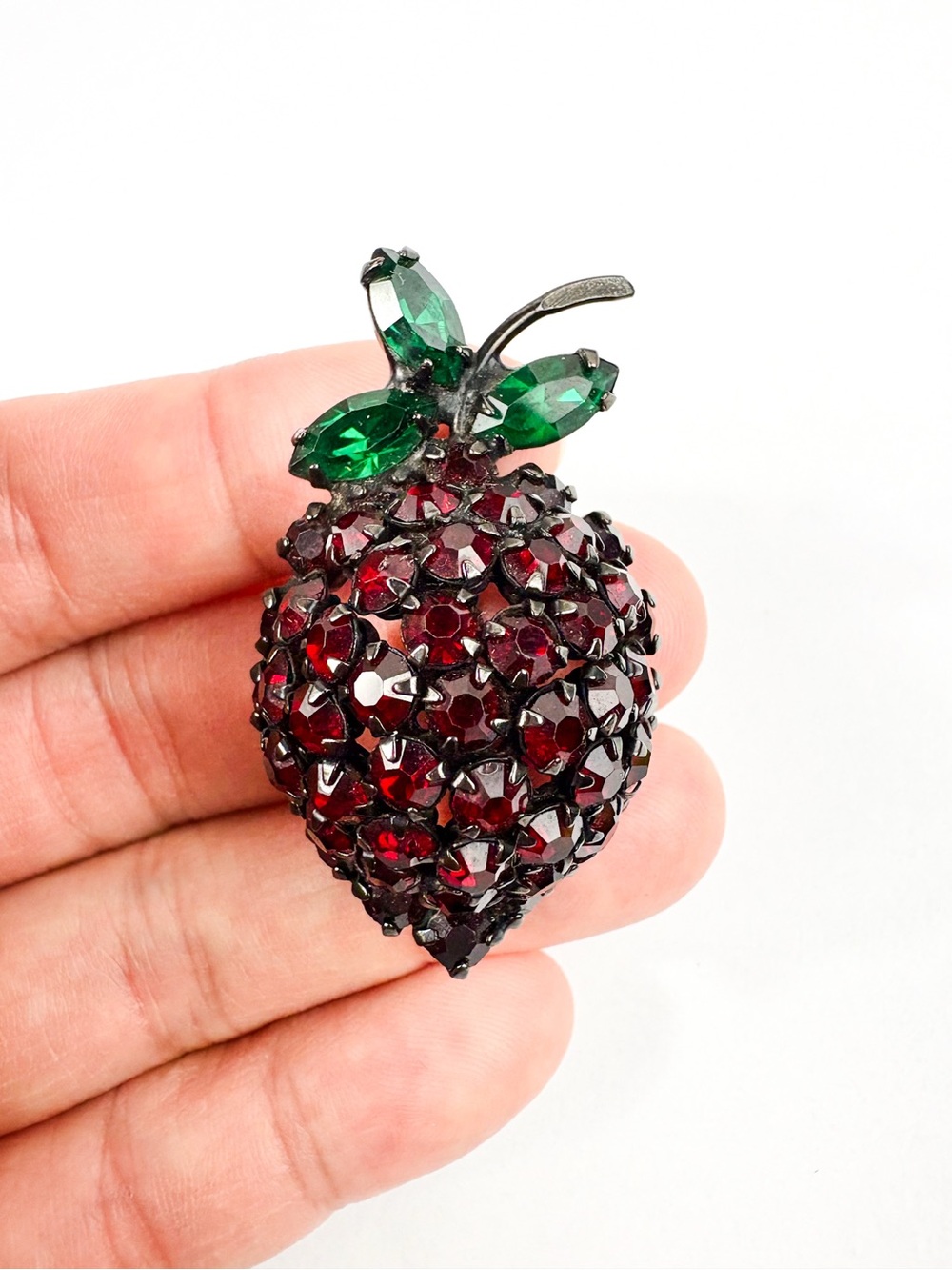 Vintage 1950s WARNER 3D Strawberry Brooch - Red Rhinestone Japanned Pin